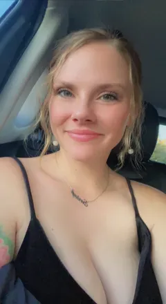OnlyFans cuenta laceyjaneee8 avatar 1