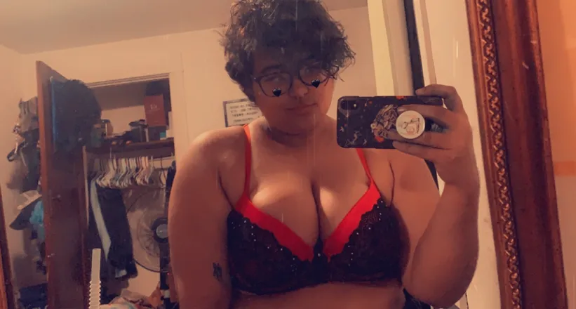 OnlyFans cuenta theythussy header 2