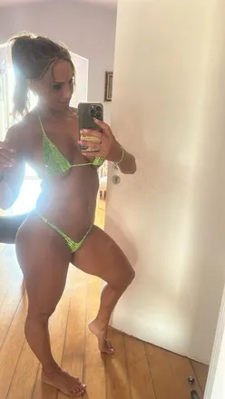 OnlyFans cuenta cari_guerrera header 2