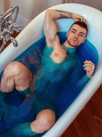 OnlyFans cuenta kravetheking header 2