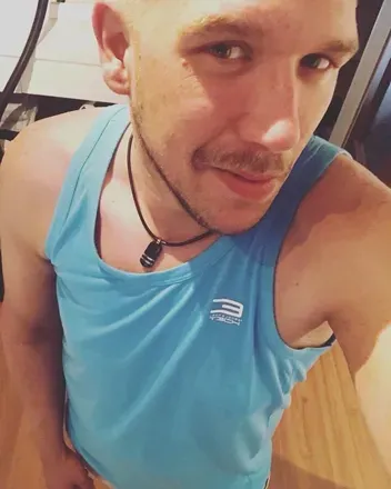 OnlyFans cuenta u226445951 header 1