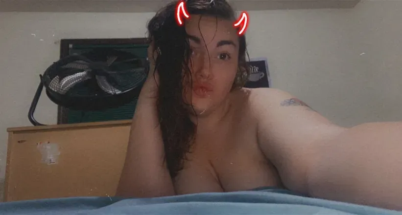 OnlyFans cuenta kamarie420 header 2