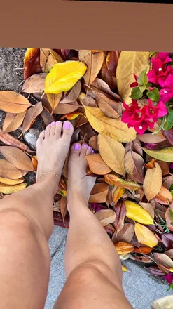OnlyFans cuenta footiesxoxo header 2