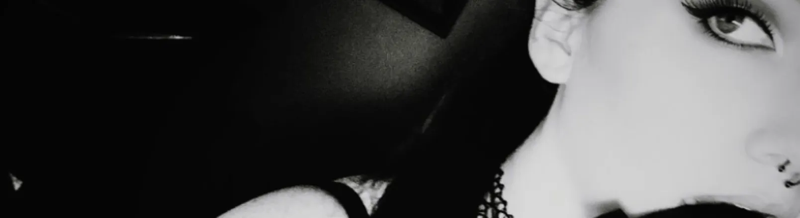 OnlyFans cuenta drinkthekoolaid header 2
