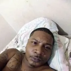 OnlyFans cuenta robertimthesht avatar 1