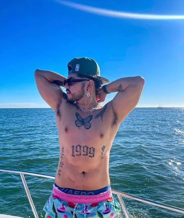 OnlyFans account  rafaayalaa header 2