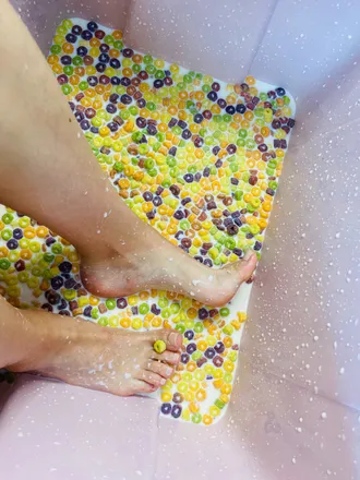 OnlyFans cuenta prettyfeetsquish header 2