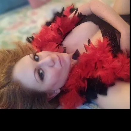 OnlyFans account  ninamonarch header 2