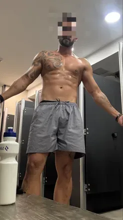 OnlyFans cuenta cousinhouse avatar 1