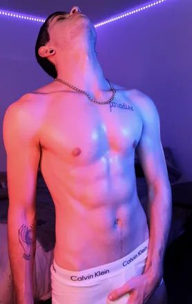 OnlyFans cuenta kevinsroom2 header 2