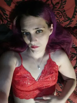 OnlyFans account  ravynnlivana avatar 1
