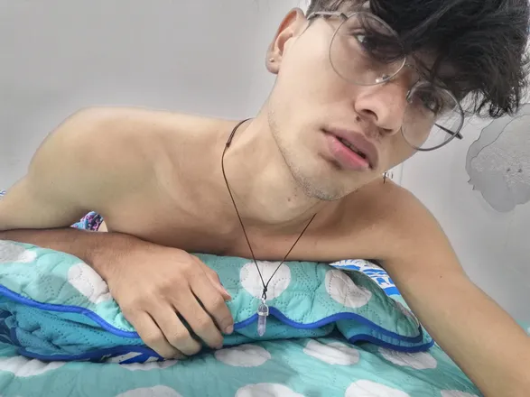 OnlyFans account  mikey_sexys header 2