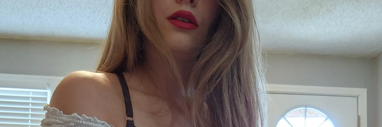 OnlyFans cuenta bitty.wet.kitty header 2