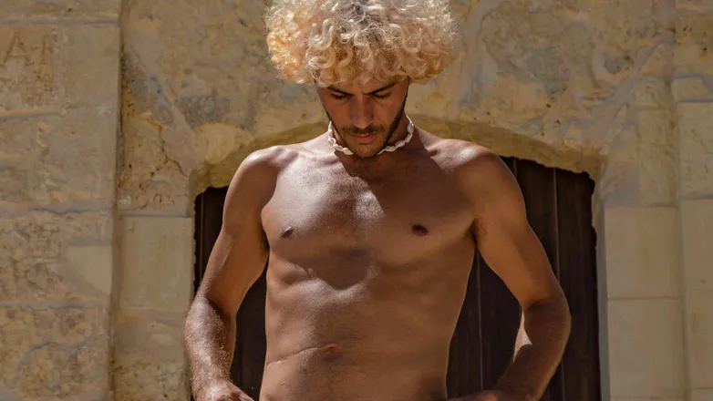 OnlyFans cuenta stainedmagazine header 2
