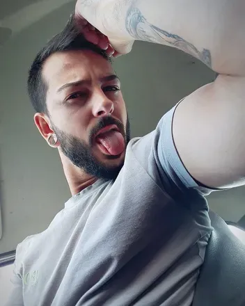 OnlyFans cuenta u65745123 header 2