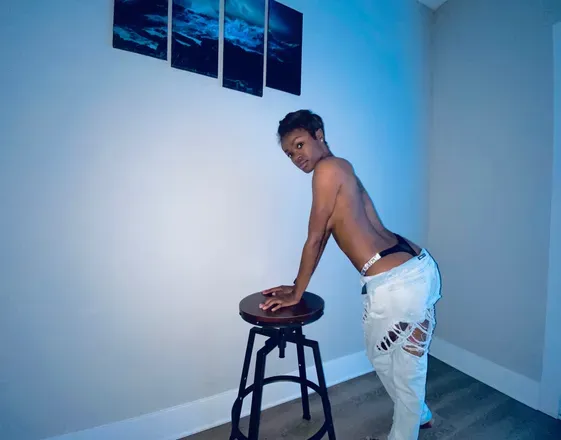 OnlyFans cuenta rae00bandzz header 2