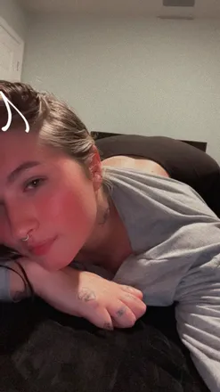 OnlyFans cuenta summerbreezebabe header 2