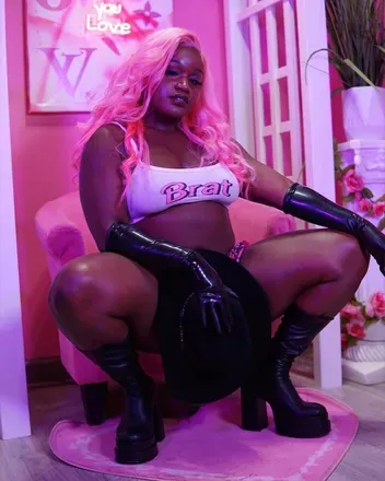 OnlyFans cuenta queenmelaninsdungeonn avatar 1