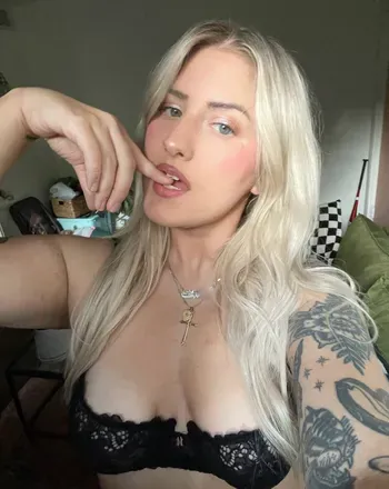 OnlyFans cuenta kitcat8989 avatar 1