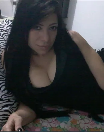 OnlyFans cuenta yekath header 2