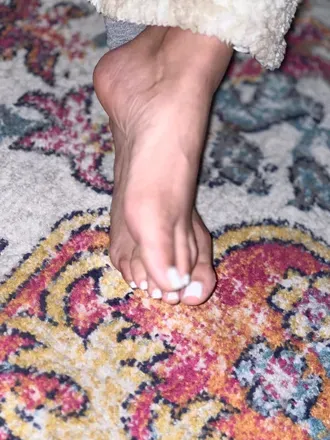 OnlyFans cuenta feetluvs avatar 1