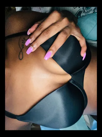 OnlyFans cuenta lavendercarle header 2