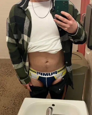OnlyFans account  thislilswitch avatar 1