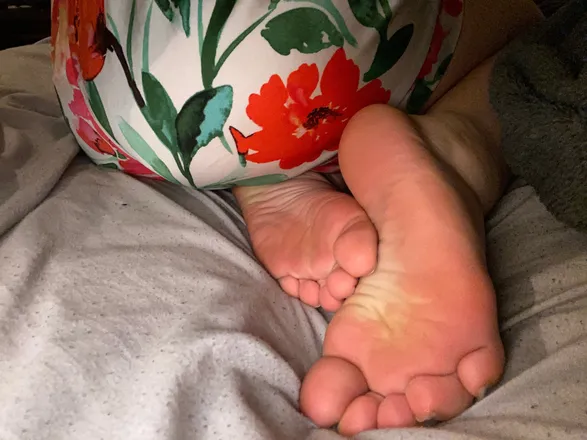 OnlyFans cuenta petite_babey header 2