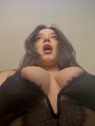 OnlyFans cuenta youngmamma avatar 1