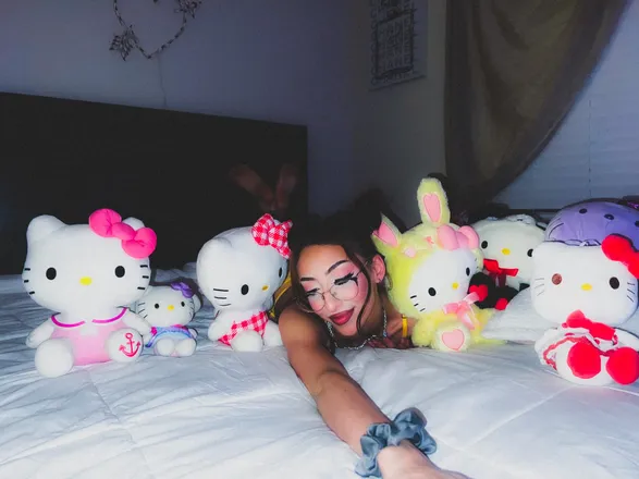 OnlyFans cuenta sendmeyourmoneylol header 2