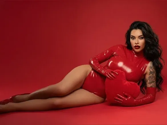 OnlyFans account  nicolelorent header 2