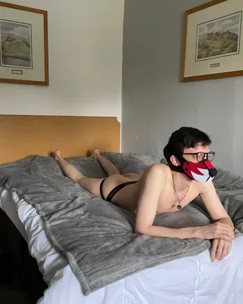 OnlyFans cuenta george_pupamon header 2