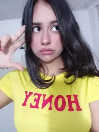 OnlyFans cuenta magicalgirl-19 avatar 1