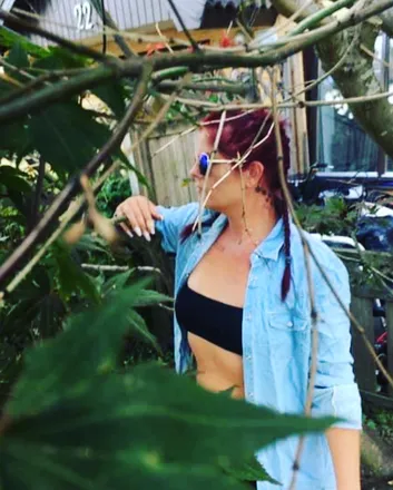 OnlyFans account  lollois header 2