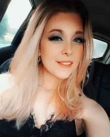 OnlyFans cuenta julzelizabeth avatar 1