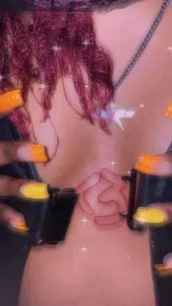 OnlyFans cuenta h0neygee avatar 1