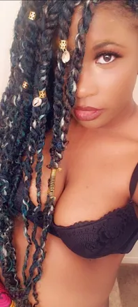 OnlyFans cuenta shai_reign90 header 2
