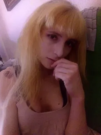 OnlyFans cuenta modest_abazure avatar 1