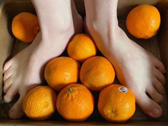 OnlyFans account  eat.myfeet header 2