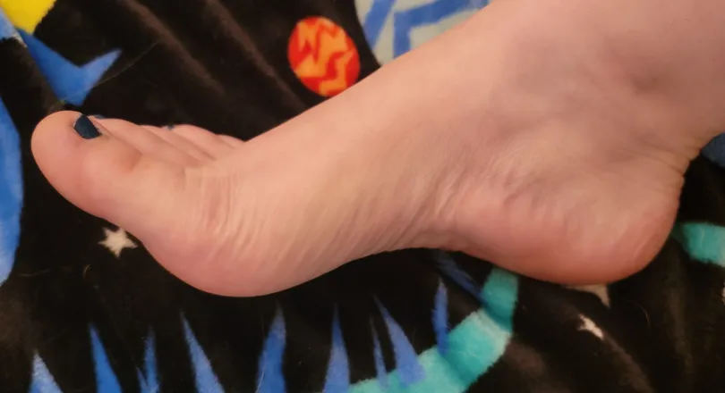 OnlyFans cuenta rosiefeet23 header 2