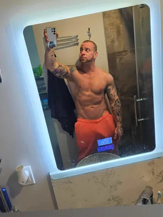 OnlyFans cuenta nottishaungotti header 2