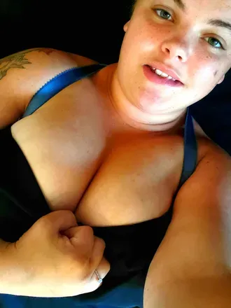 OnlyFans account  daddysbabygurl24 header 2