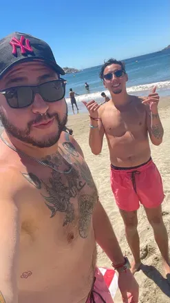 OnlyFans account  dosmorbososx2 header 2