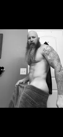 OnlyFans cuenta beardedviking80 header 2