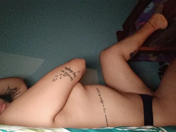OnlyFans cuenta mistresshel header 2