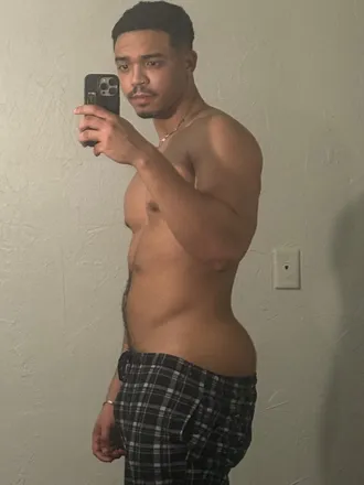 OnlyFans cuenta tjizzle69 header 2