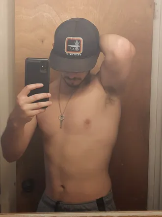 OnlyFans account  garebear2004 header 2