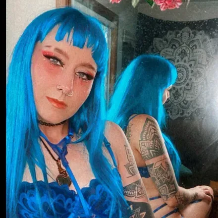 OnlyFans cuenta rave_queen_xo avatar 1