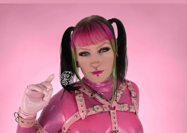 OnlyFans account  latex_neko avatar 1