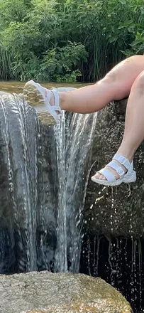 OnlyFans cuenta bumble-feet header 2